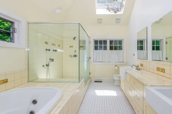 $3,400,000 | 414 Point Road, Marion, MA 02738