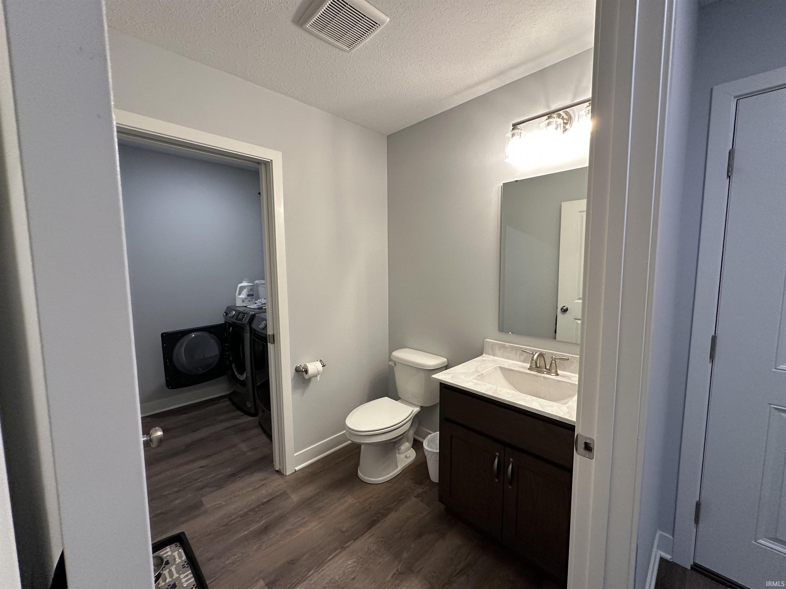 1065 Black Bear Path Berne, IN 46711 - Photo 27 of 33