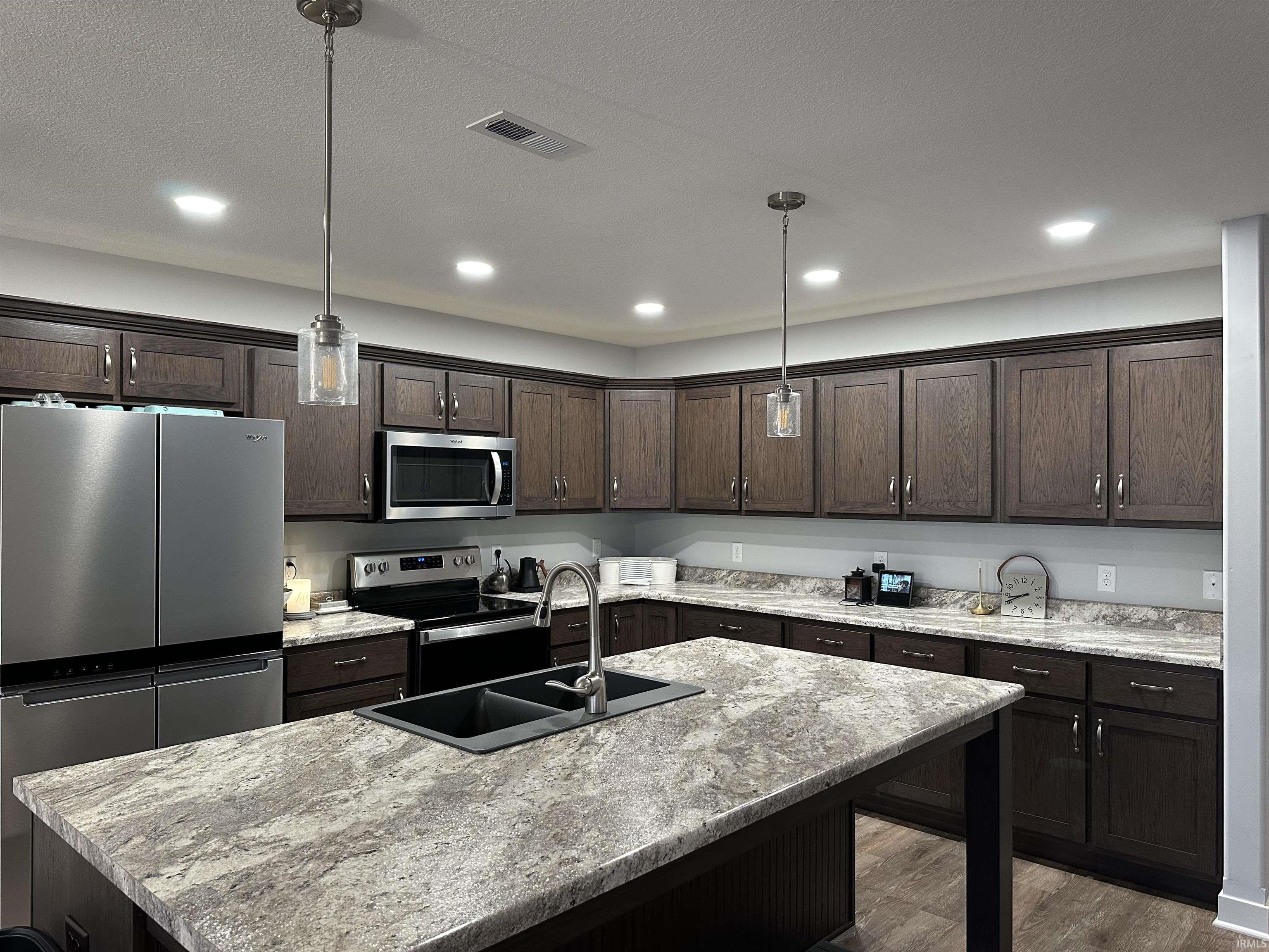 1065 Black Bear Path Berne, IN 46711 - Photo 7 of 33