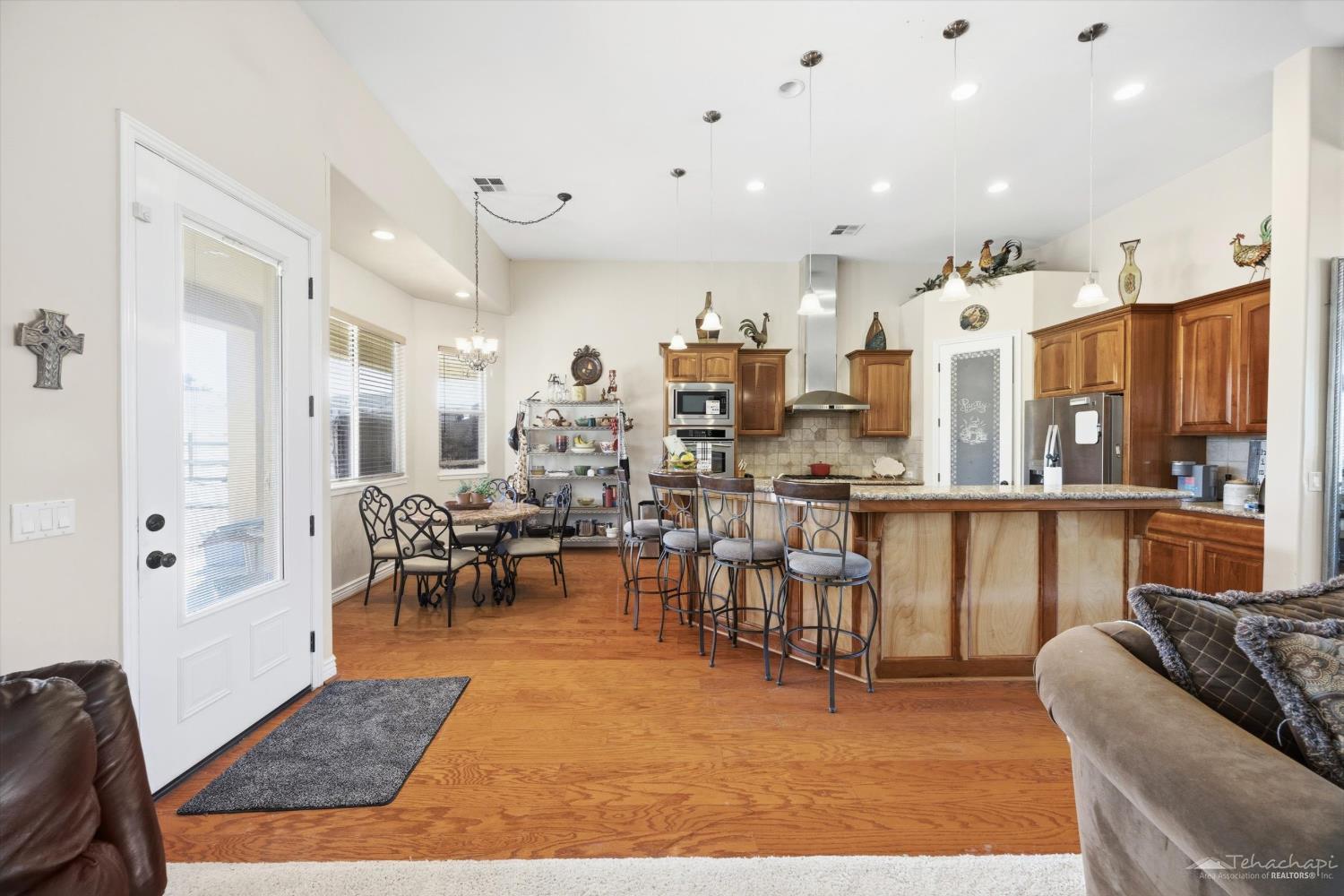 20475 Pinon Canyon Road Tehachapi, CA 93561 - Photo 24 of 55 Gallery Image 24