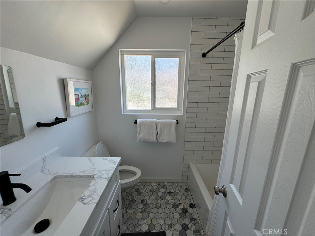 28826 Cedar Drive Lake Arrowhead, CA 92352 - Photo 11 of 23