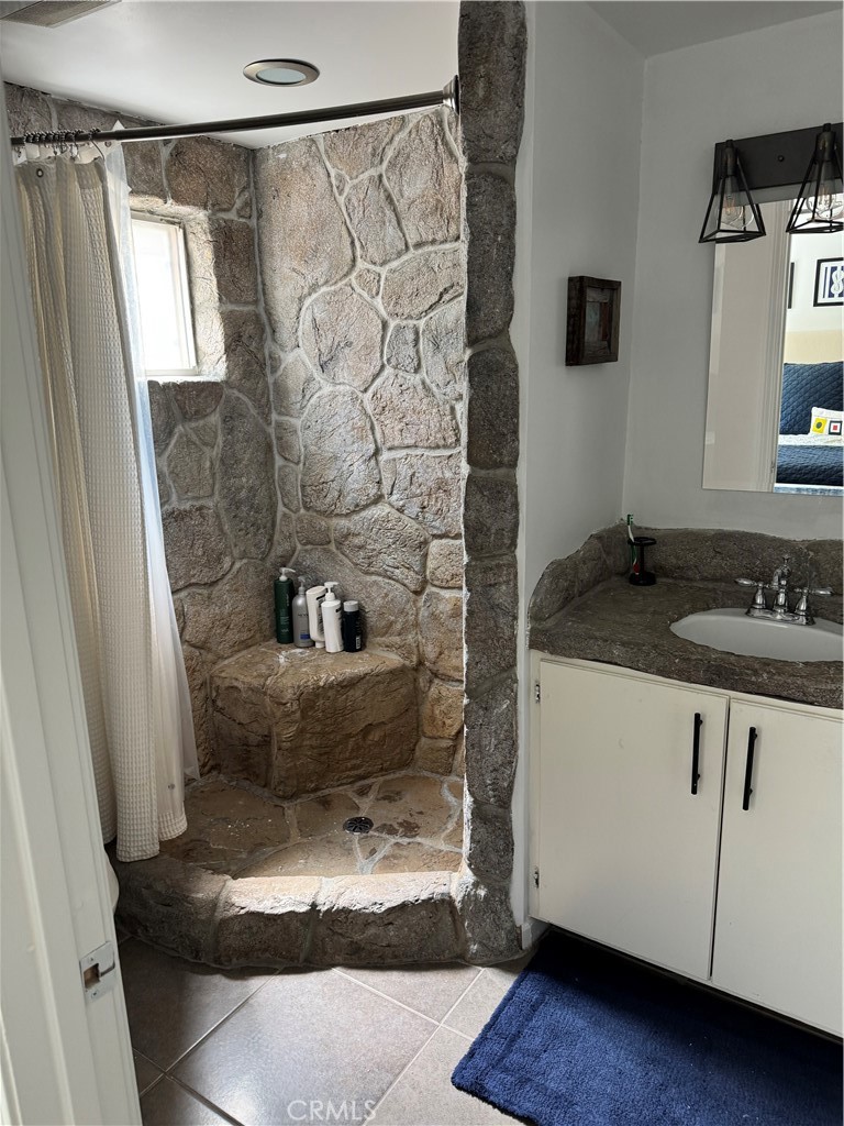 28826 Cedar Drive Lake Arrowhead, CA 92352 - Photo 13 of 23