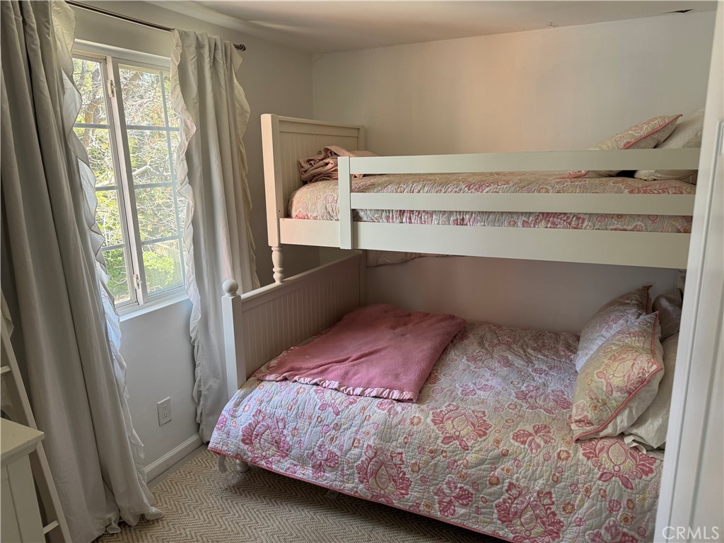 28826 Cedar Drive Lake Arrowhead, CA 92352 - Photo 14 of 23