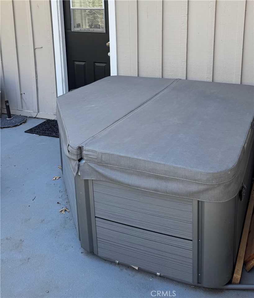 28826 Cedar Drive Lake Arrowhead, CA 92352 - Photo 19 of 23