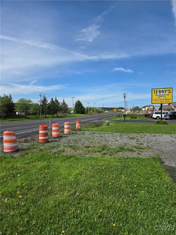 6225 East Taft Road Cicero, NY 13212 - Photo 6 of 8