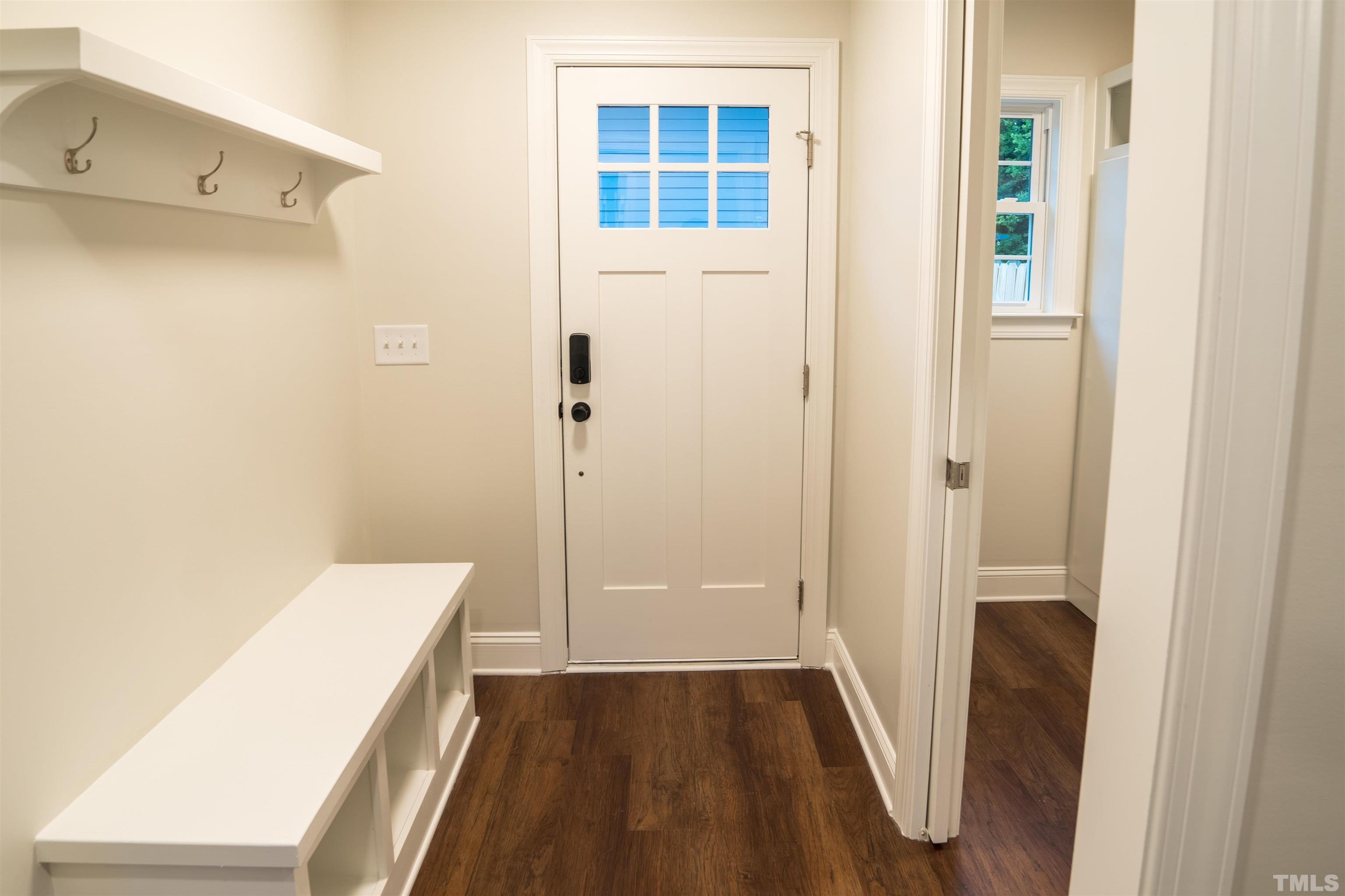 910 South East Street Raleigh, NC 27601 - Photo 7 of 17