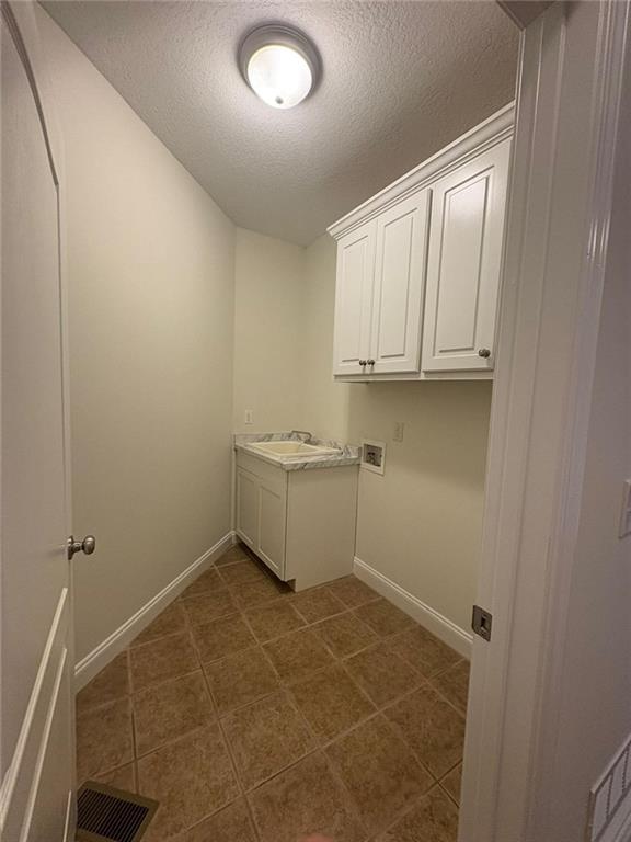 1487 Mt Zion Road Oxford, GA 30054 - Photo 18 of 18 a utility room with a sink