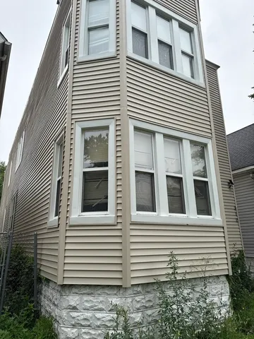 $164,999 | 310 West 105th Street, Chicago, IL 60628