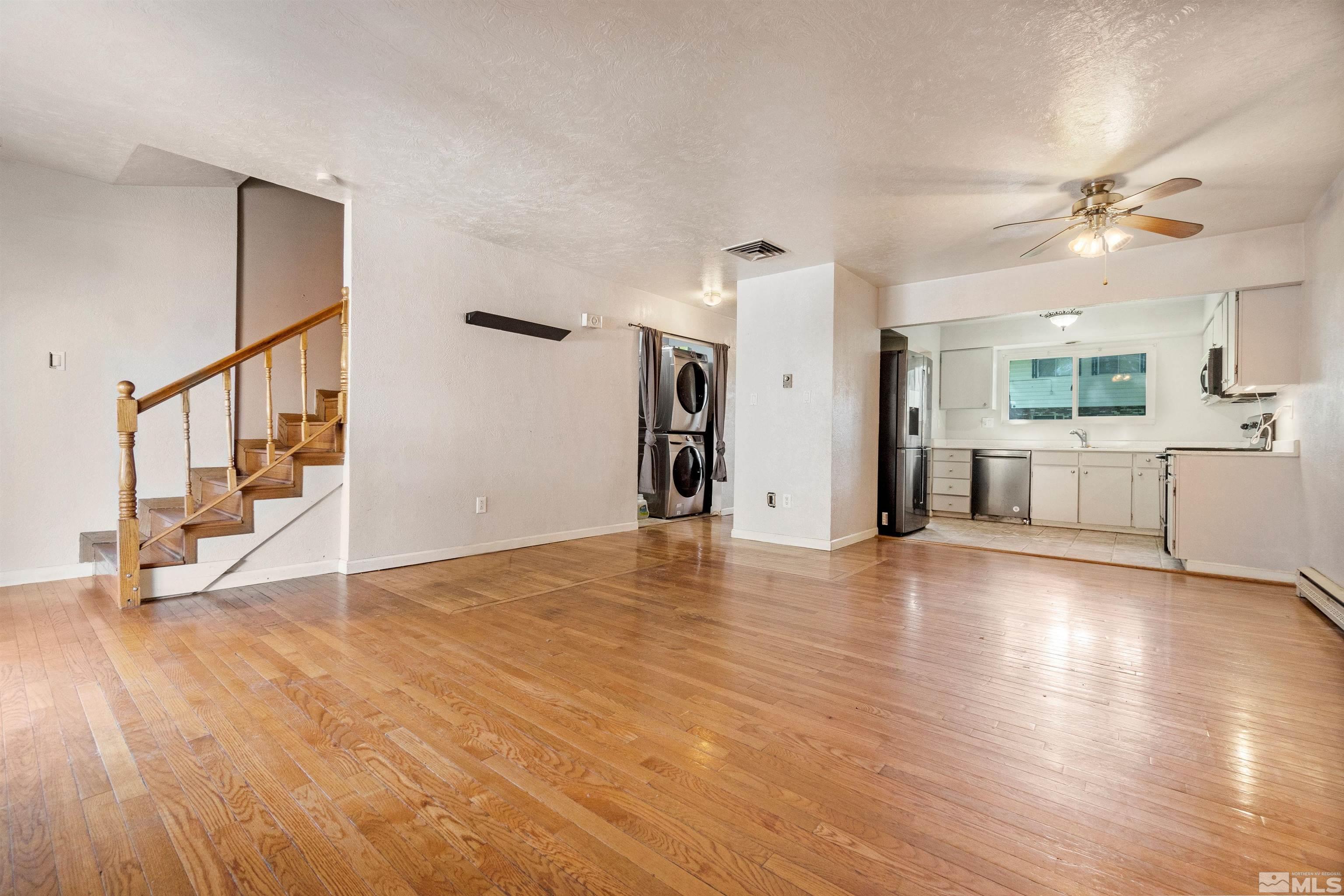 307 Smithridge Park Reno, NV 89502 - Photo 11 of 23 Photo 11