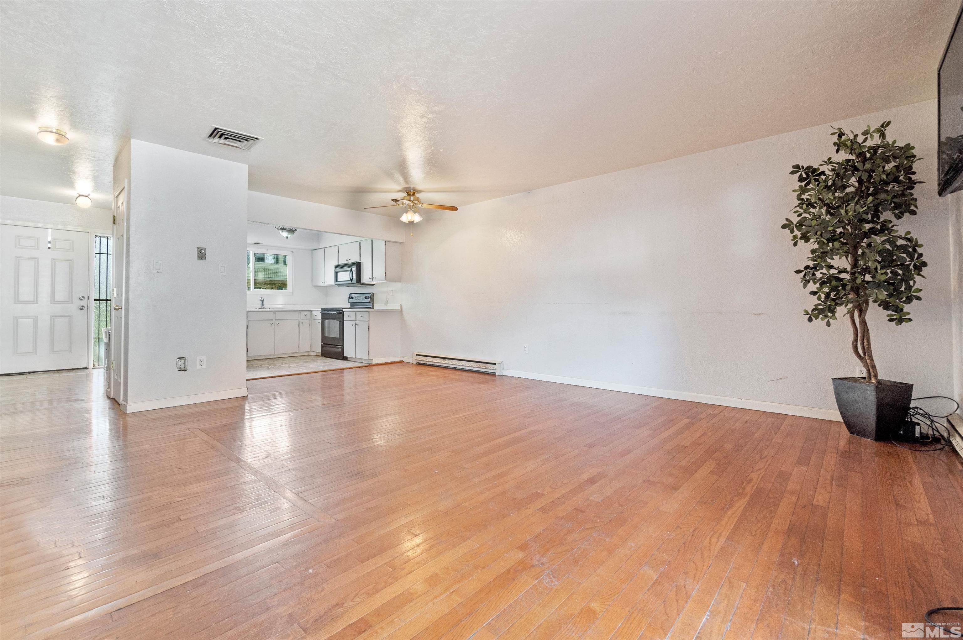307 Smithridge Park Reno, NV 89502 - Photo 12 of 23 Photo 12