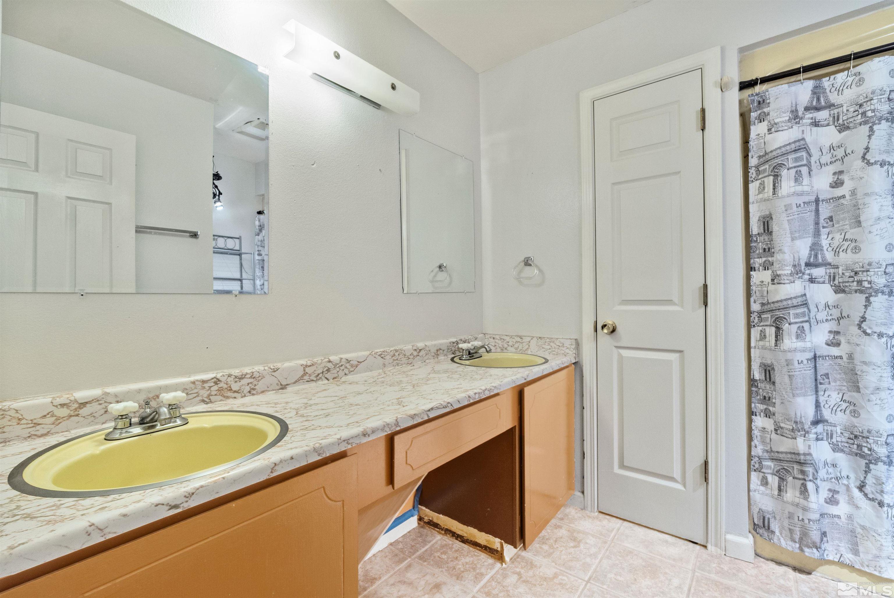 307 Smithridge Park Reno, NV 89502 - Photo 20 of 23 Photo 20