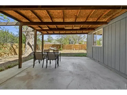 a picture of a counter top space