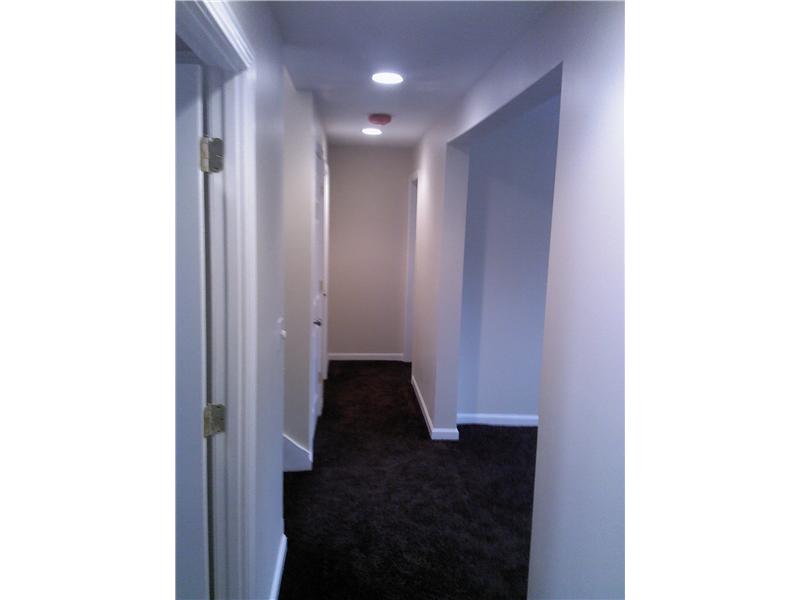 360 Devils Foot Road North Kingstown, RI 02852 - Photo 12 of 13 Interior Space/Layout.