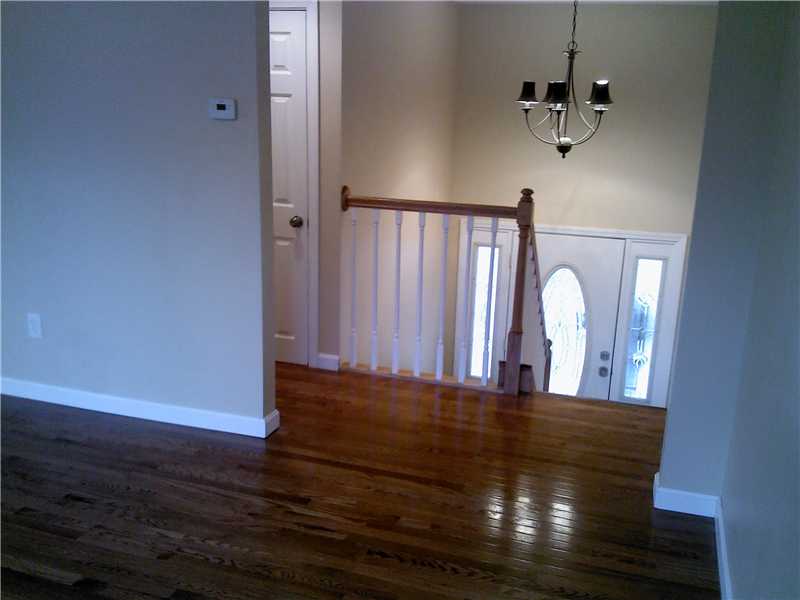 360 Devils Foot Road North Kingstown, RI 02852 - Photo 4 of 13 Entry.