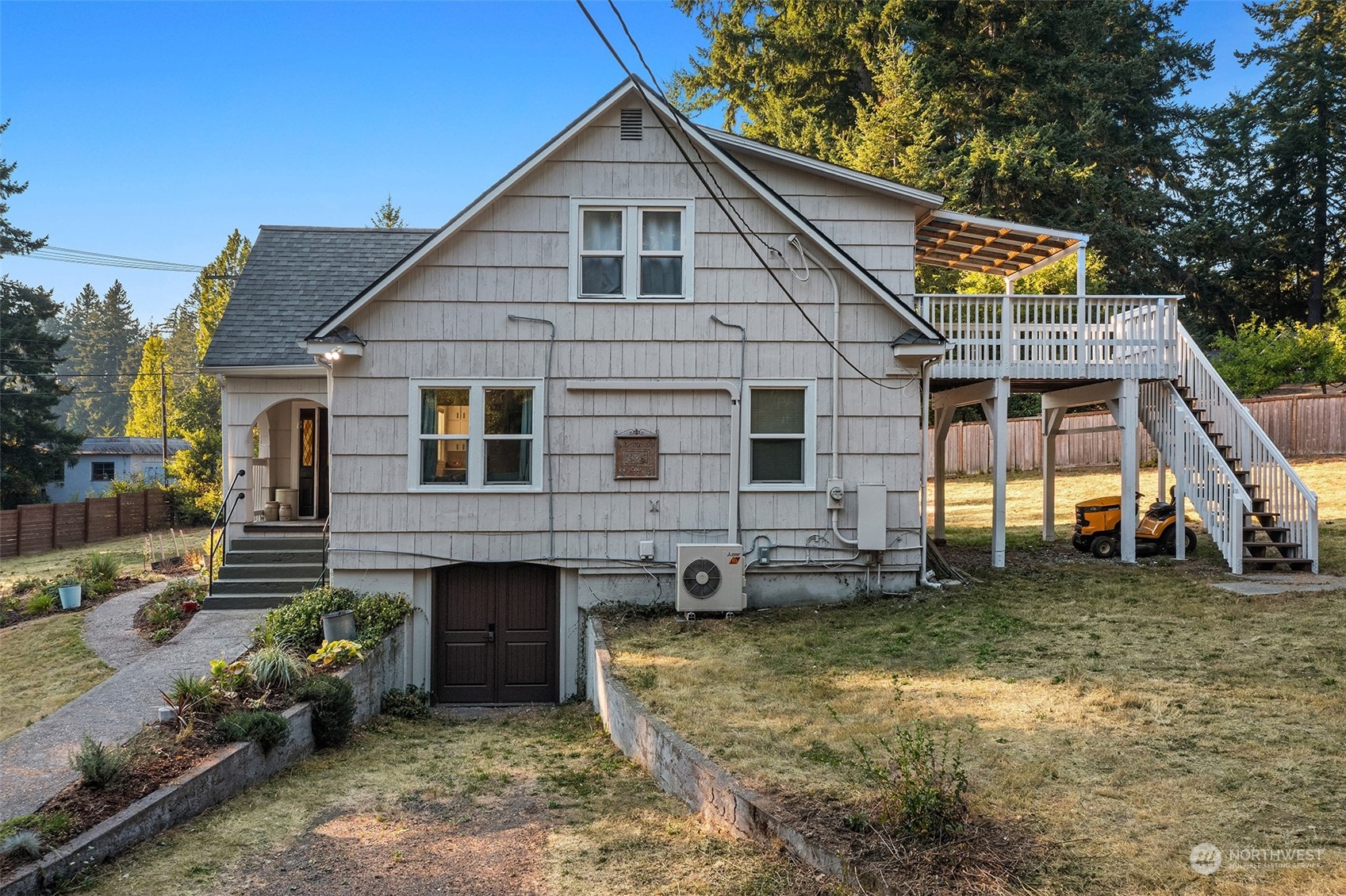 330 Highway 3 Shelton, WA 98584 - Photo 29 of 39 a view of a house with a yard and furniture