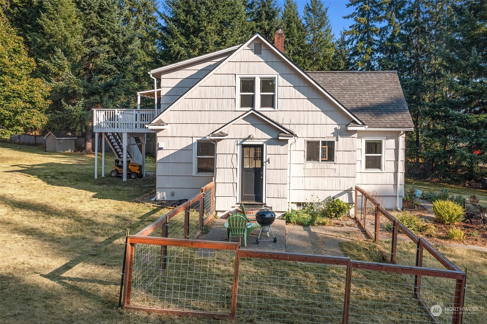 330 Highway 3 Shelton, WA 98584 - Photo 31 of 39 a front view of house with yard and green space