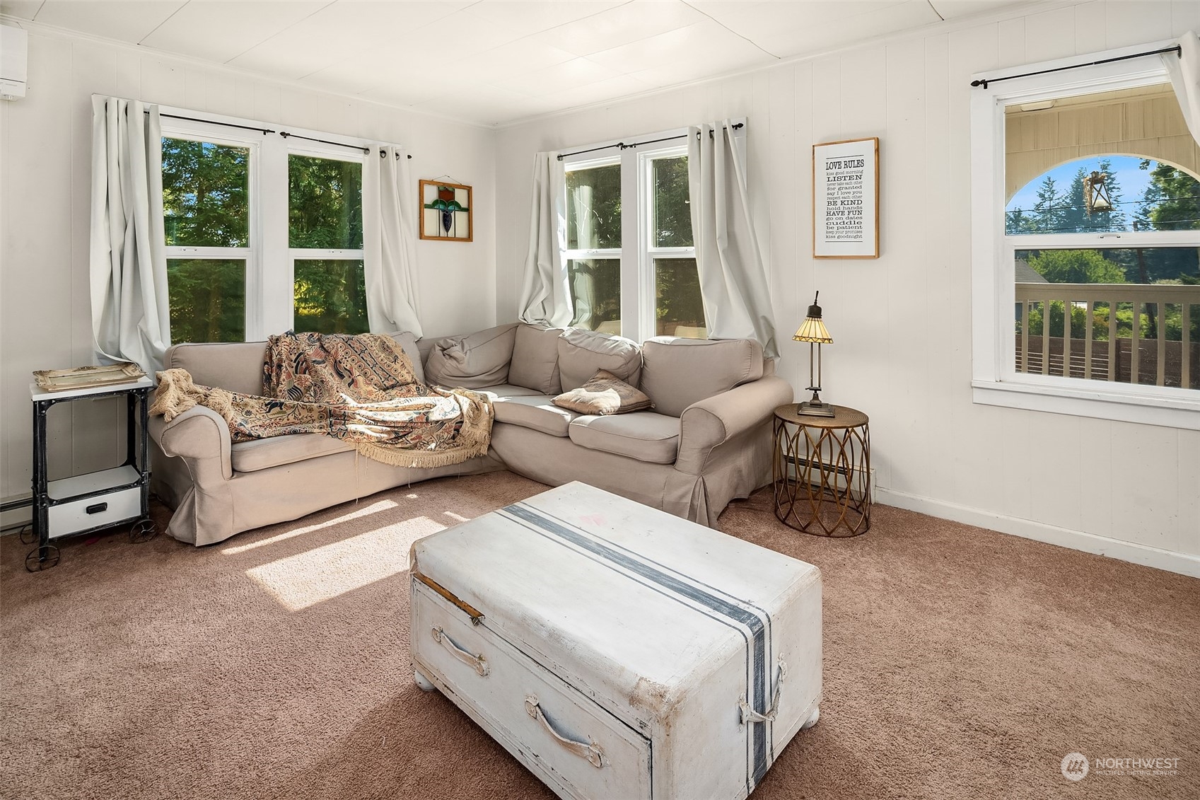 330 Highway 3 Shelton, WA 98584 - Photo 7 of 39 a living room with furniture and a window