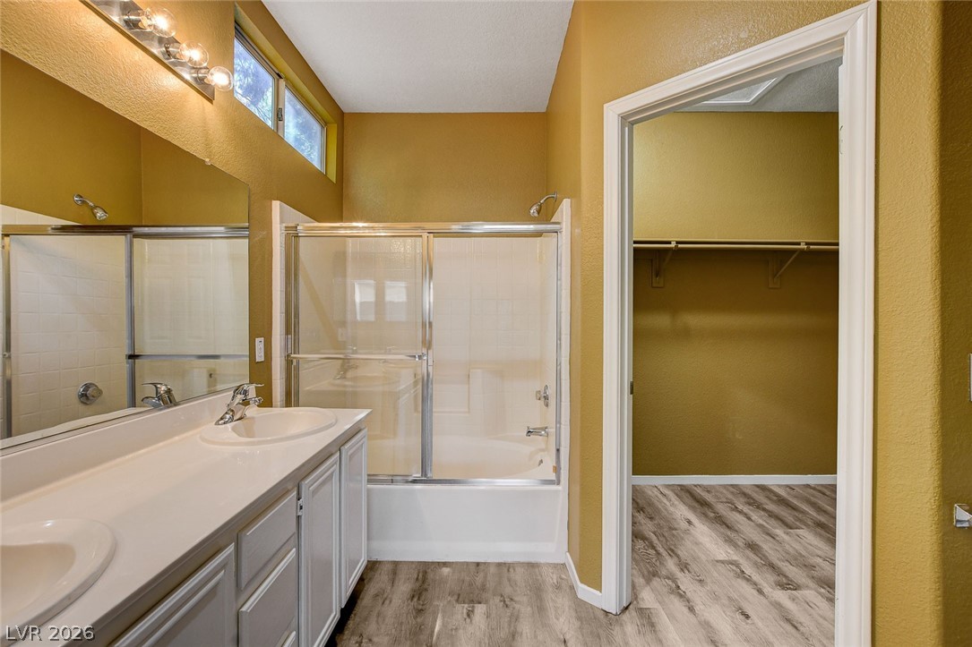 286 Manzanita Ranch Lane Henderson, NV 89012 - Photo 20 of 50 Primary Bathroom