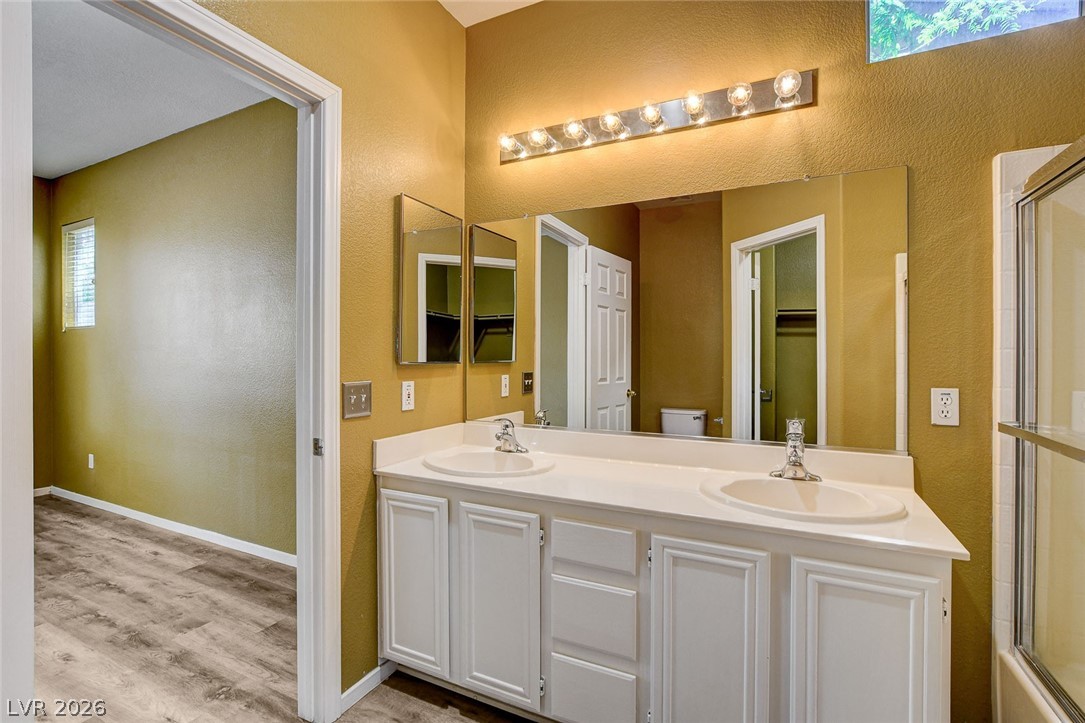 286 Manzanita Ranch Lane Henderson, NV 89012 - Photo 21 of 50 Primary Bathroom