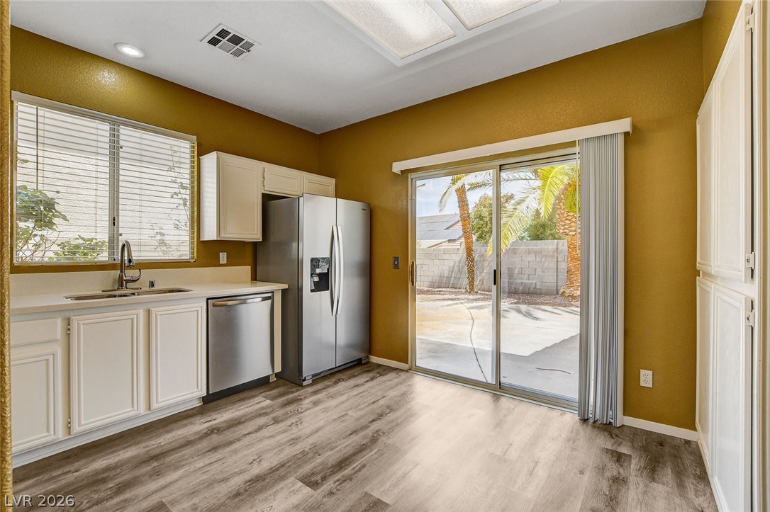 286 Manzanita Ranch Lane Henderson, NV 89012 - Photo 9 of 50 Kitchen