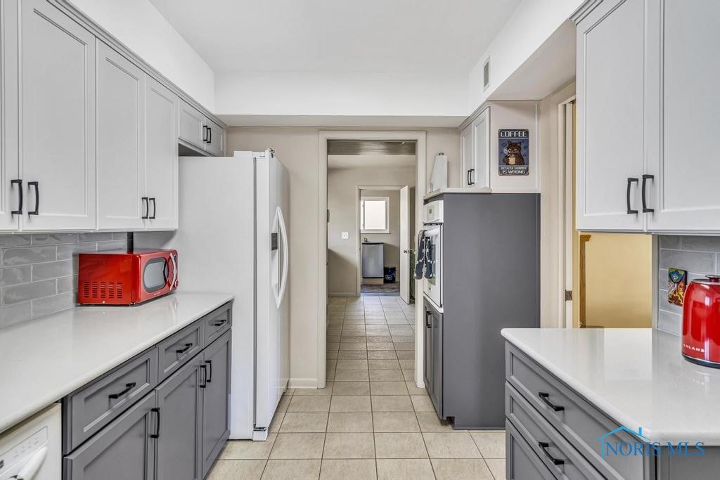 4426 Sheraton Road Toledo, OH 43615 - Photo 13 of 48 Gallery Image 13