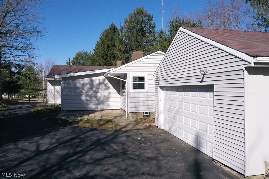 9733 Ridge Road North Royalton, OH 44133 - Photo 21 of 24