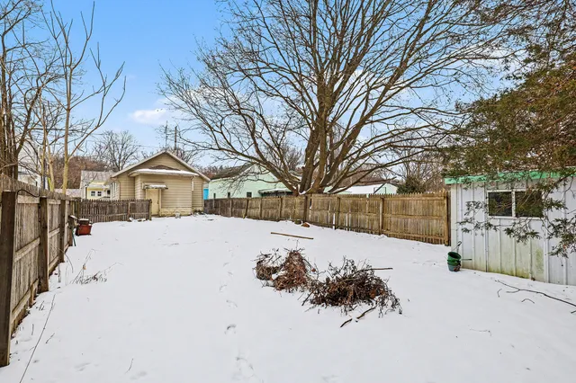 $144,900 | 515 Harrison Street, Ionia, MI 48846