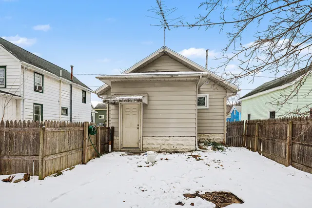 $144,900 | 515 Harrison Street, Ionia, MI 48846