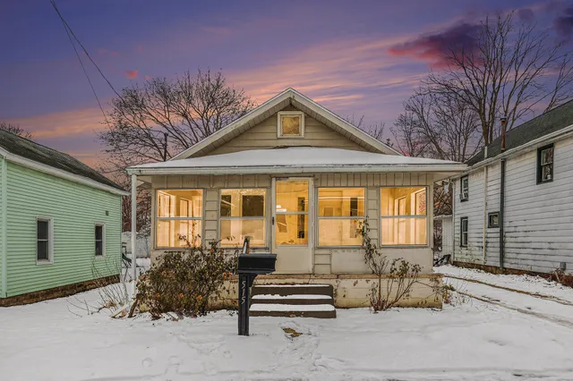 $144,900 | 515 Harrison Street, Ionia, MI 48846