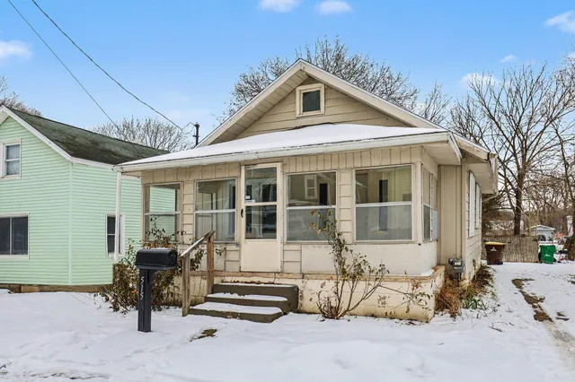 $144,900 | 515 Harrison Street, Ionia, MI 48846