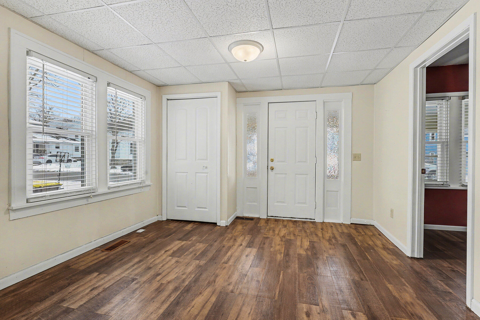 515 Harrison Street Ionia, MI 48846 - Photo 7 of 19 004_file_118