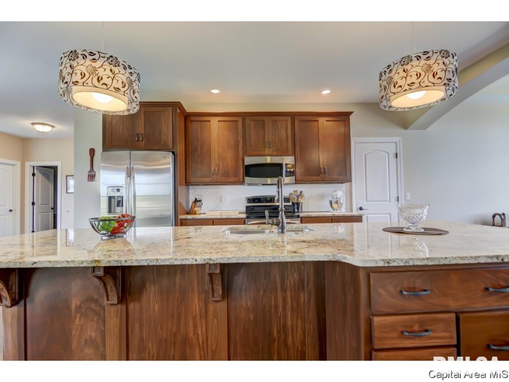 985 Fraase Road New Berlin, IL 62670 - Photo 9 of 30 Gallery Image 9