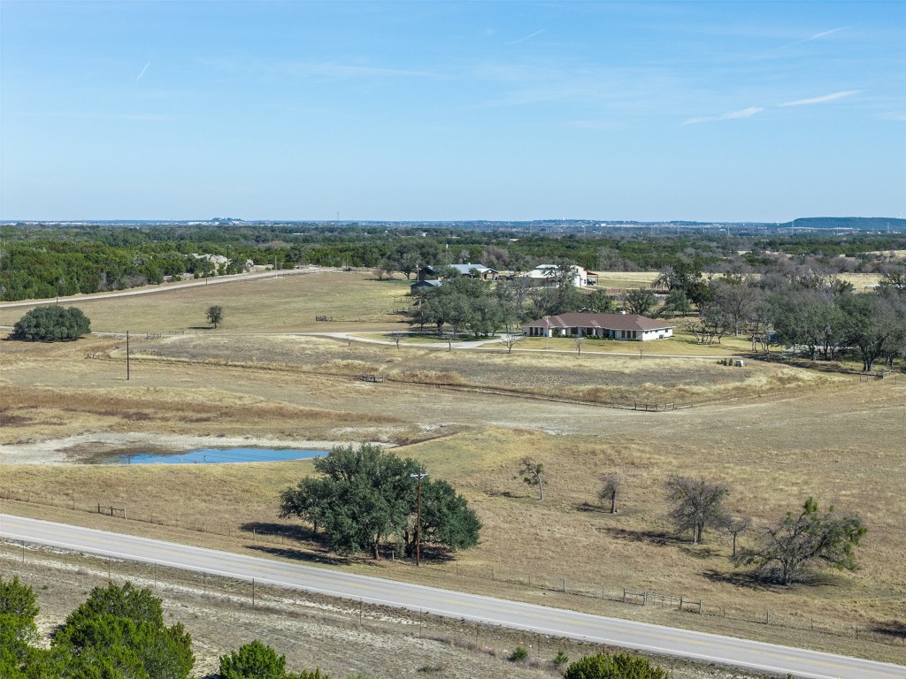 197 Live Oak Cemetery Road Killeen, TX 76542 - Photo 2 of 36 a view of an ocean and beach