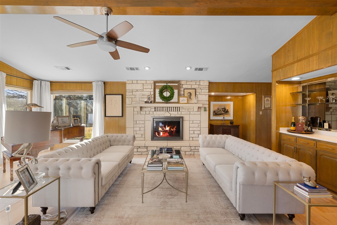 197 Live Oak Cemetery Road Killeen, TX 76542 - Photo 25 of 36 a living room with furniture and a fireplace