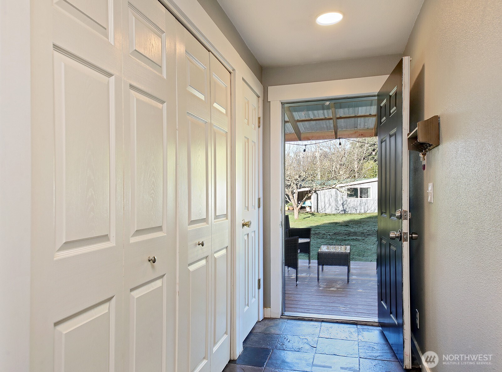 2857 Longhouse Lane Clinton, WA 98236 - Photo 16 of 36