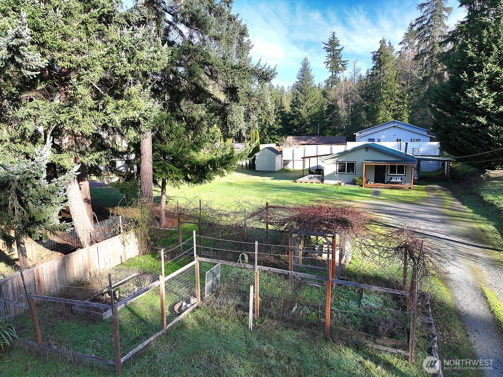 2857 Longhouse Lane Clinton, WA 98236 - Photo 4 of 36