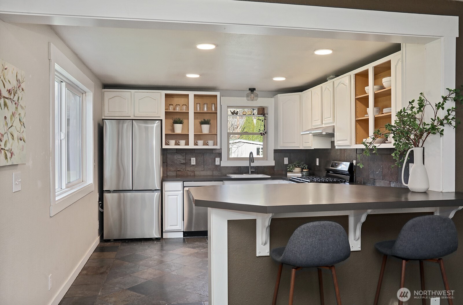 2857 Longhouse Lane Clinton, WA 98236 - Photo 8 of 36