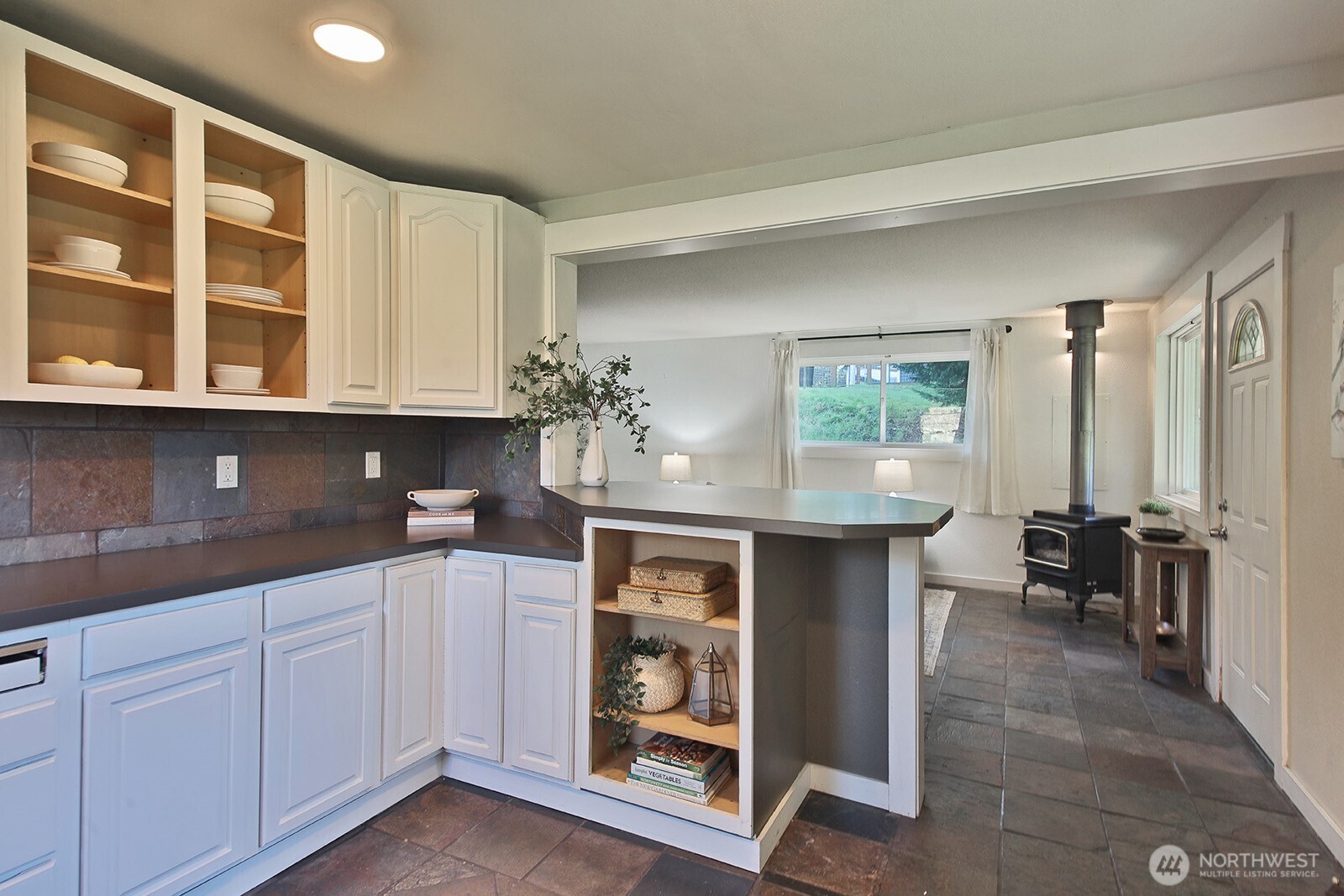 2857 Longhouse Lane Clinton, WA 98236 - Photo 9 of 36