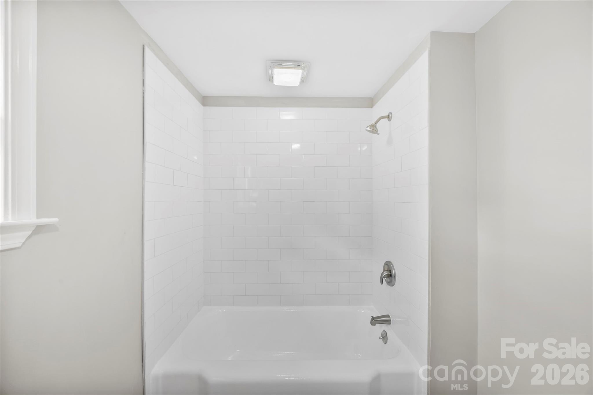 858 High Shoals Church Road Mooresboro, NC 28114 - Photo 12 of 25 a bathroom with a bathtub