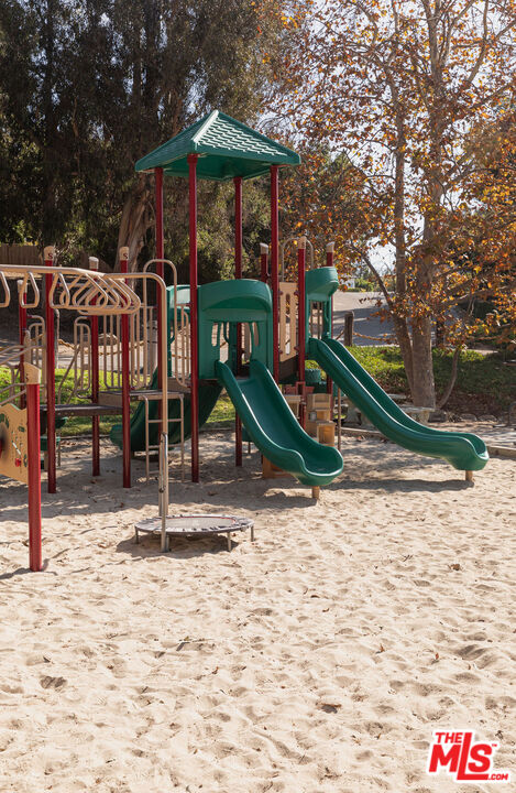 43 Paradise Cove Road Malibu, CA 90265 - Photo 17 of 21 a view of outdoor space with seating