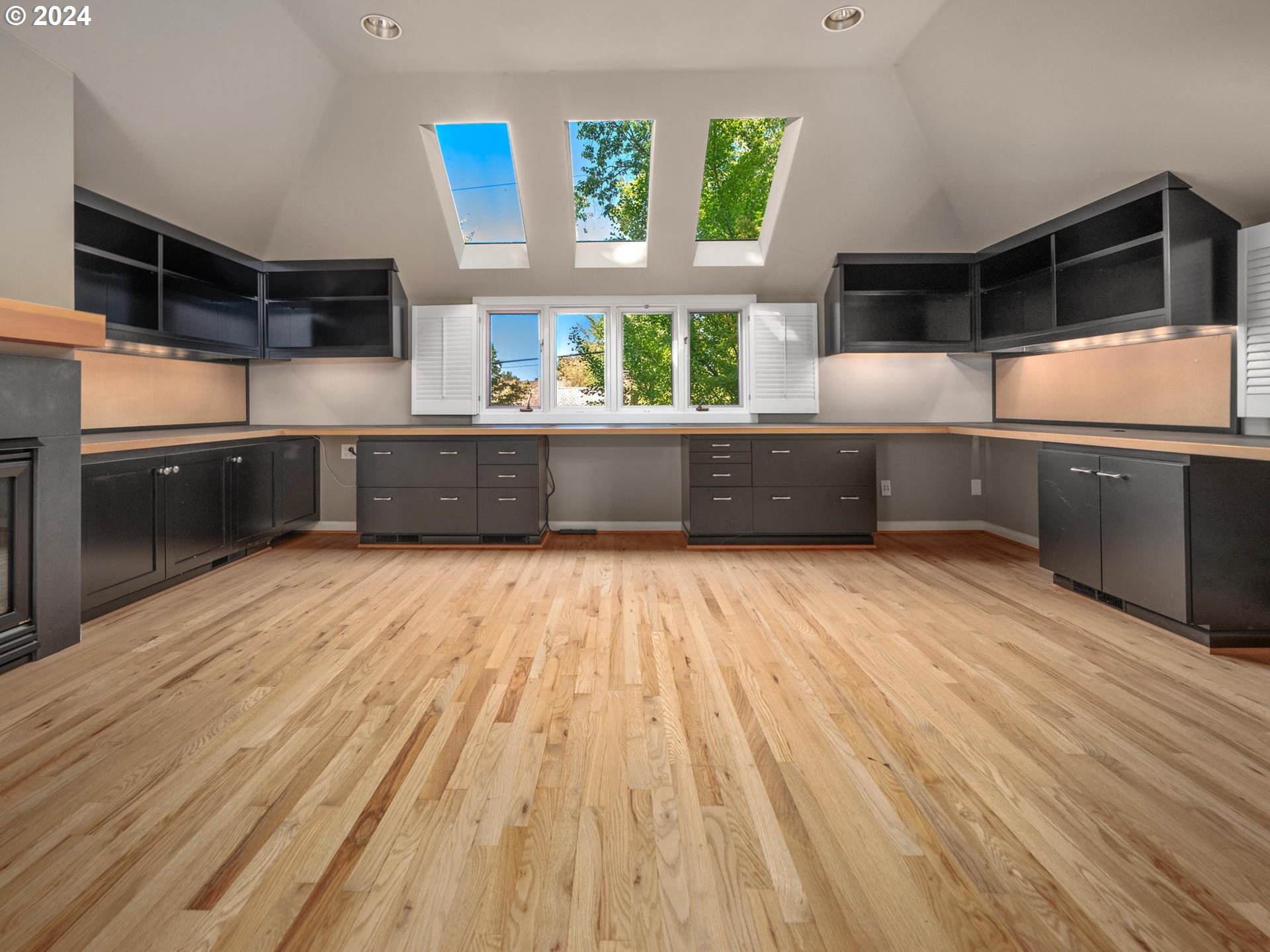 2018 Southwest Laurel Street Portland, OR 97201 - Photo 28 of 34 Gallery Image 28
