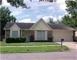 $1,750 | 13807 Towne W Boulevard, Sugar Land, TX 77498