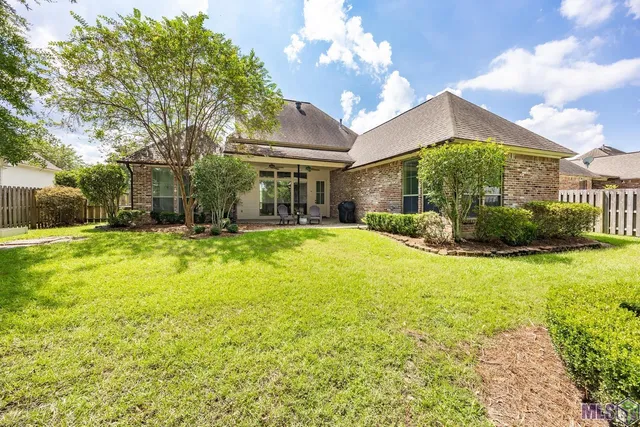 $525,000 | 3246 Grand Field Avenue, Baton Rouge, LA 70810