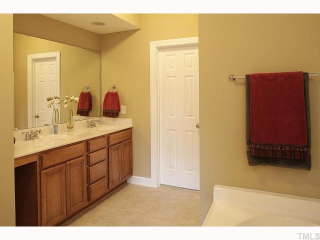 4814 Landover Keep Place Raleigh, NC 27616 - Photo 7 of 10 Gallery Image 7