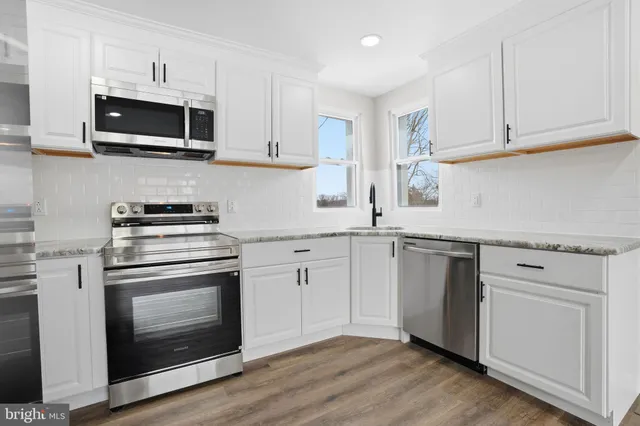 $499,900 | 513 Smithfield Avenue, Philadelphia, PA 19116