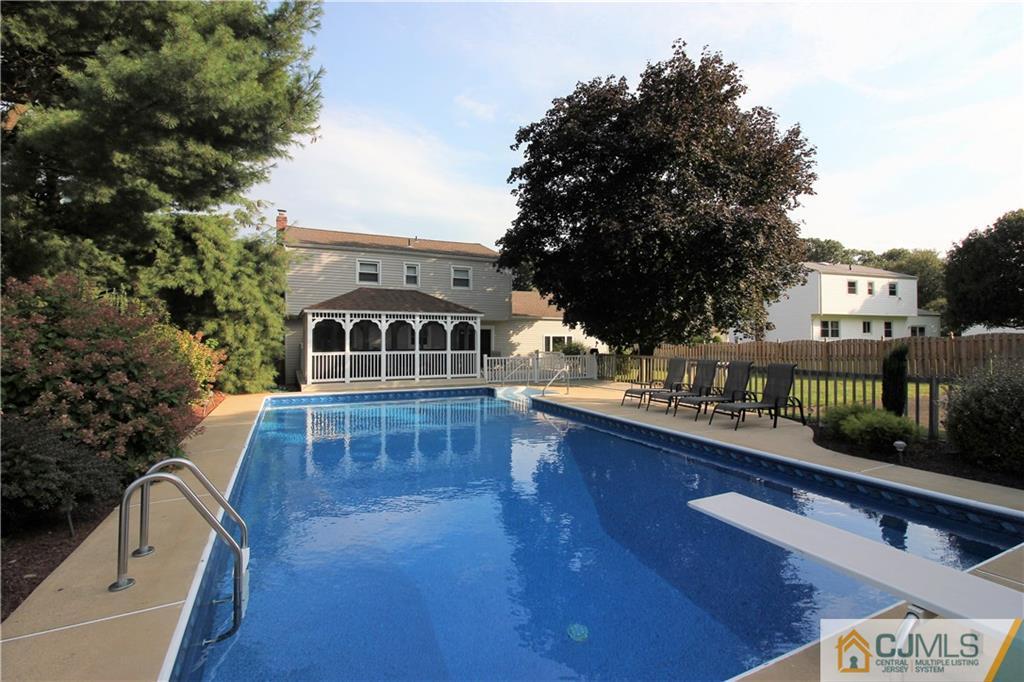 37 Buck Road East Brunswick, NJ 08816 - Photo 22 of 25 Gallery Image 22
