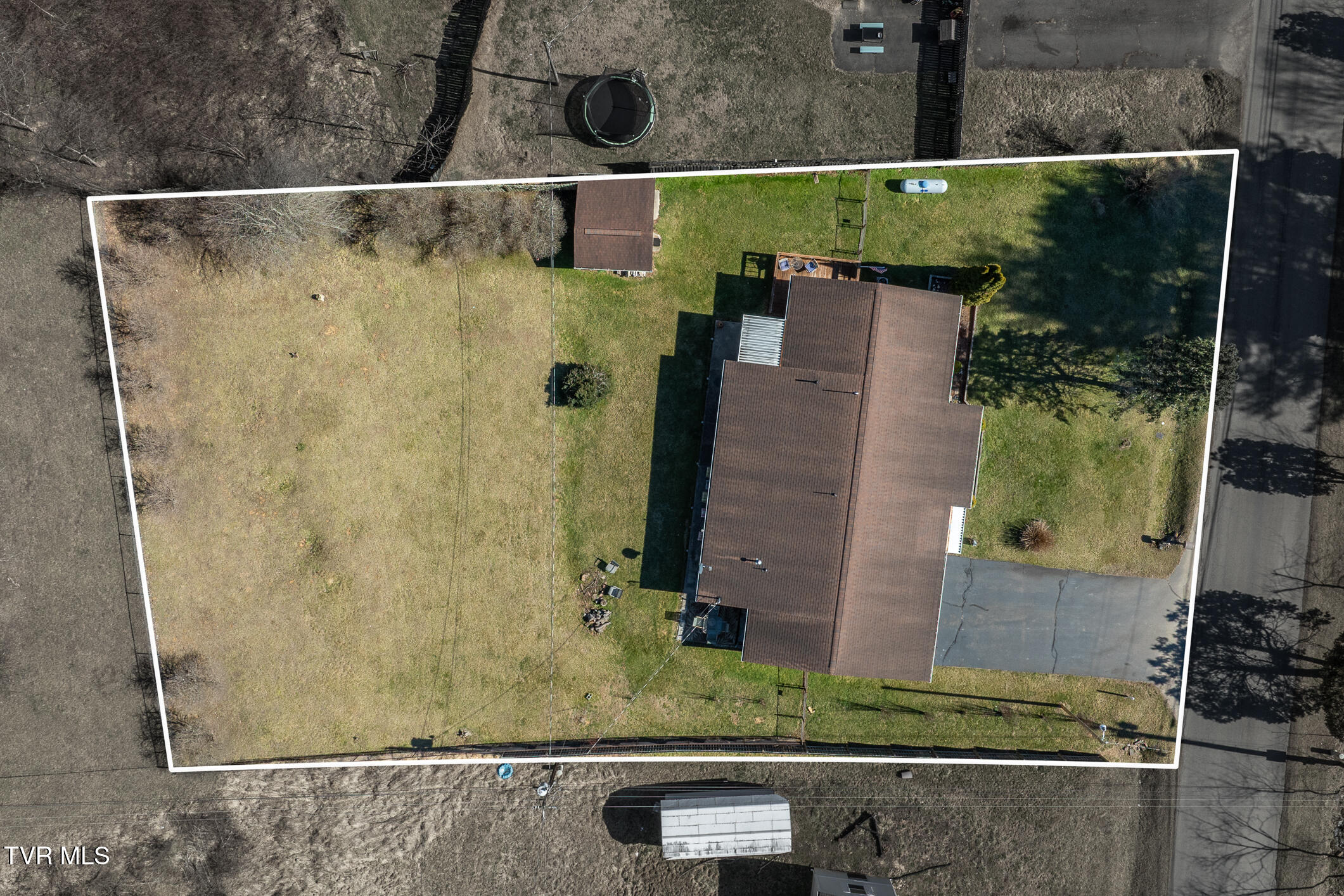 508 Hospital Road Mountain City, TN 37683 - Photo 12 of 75 508 Hospital Road (1 of 77)