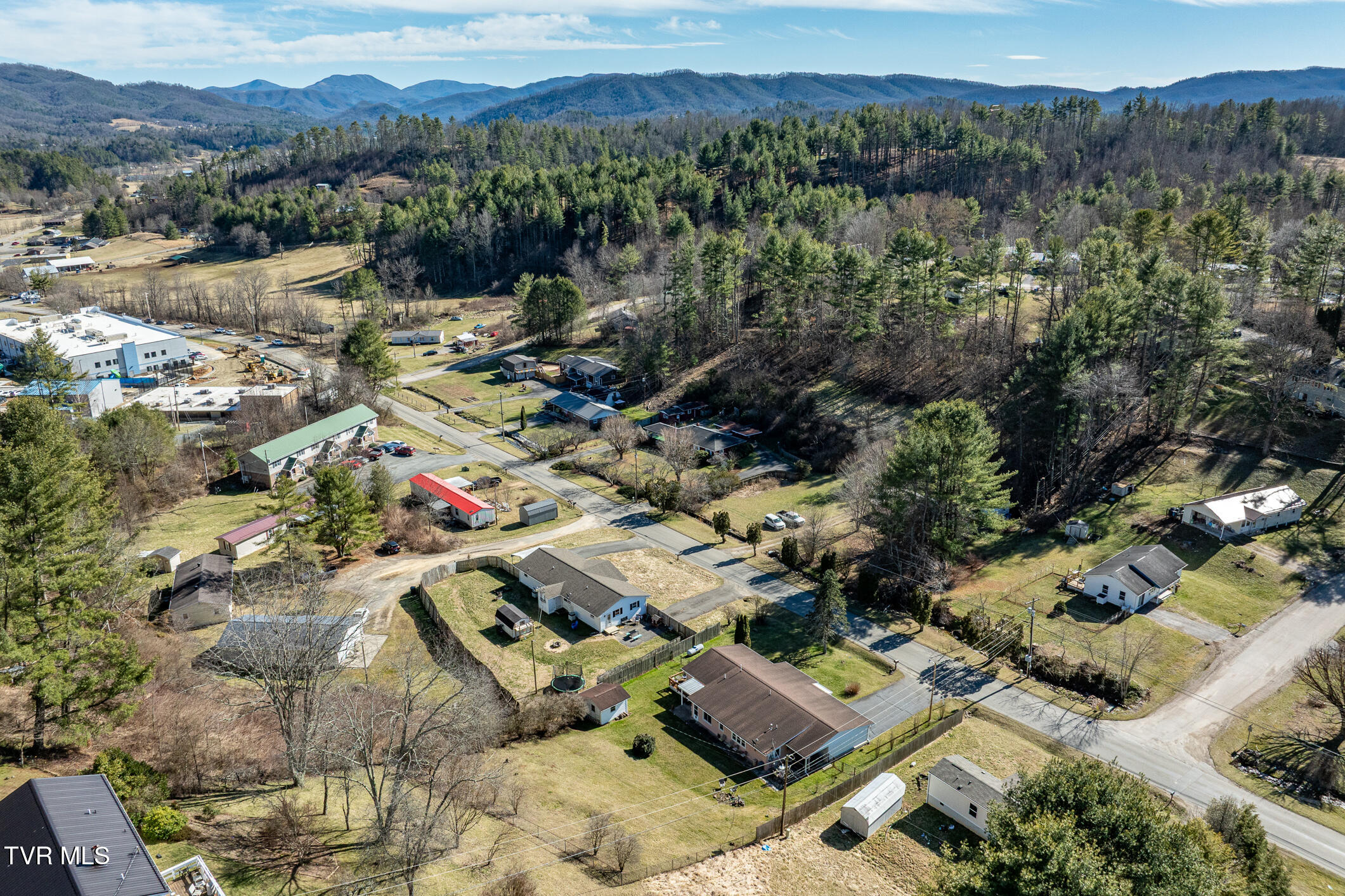 508 Hospital Road Mountain City, TN 37683 - Photo 22 of 75 508 Hospital Road (11 of 77)