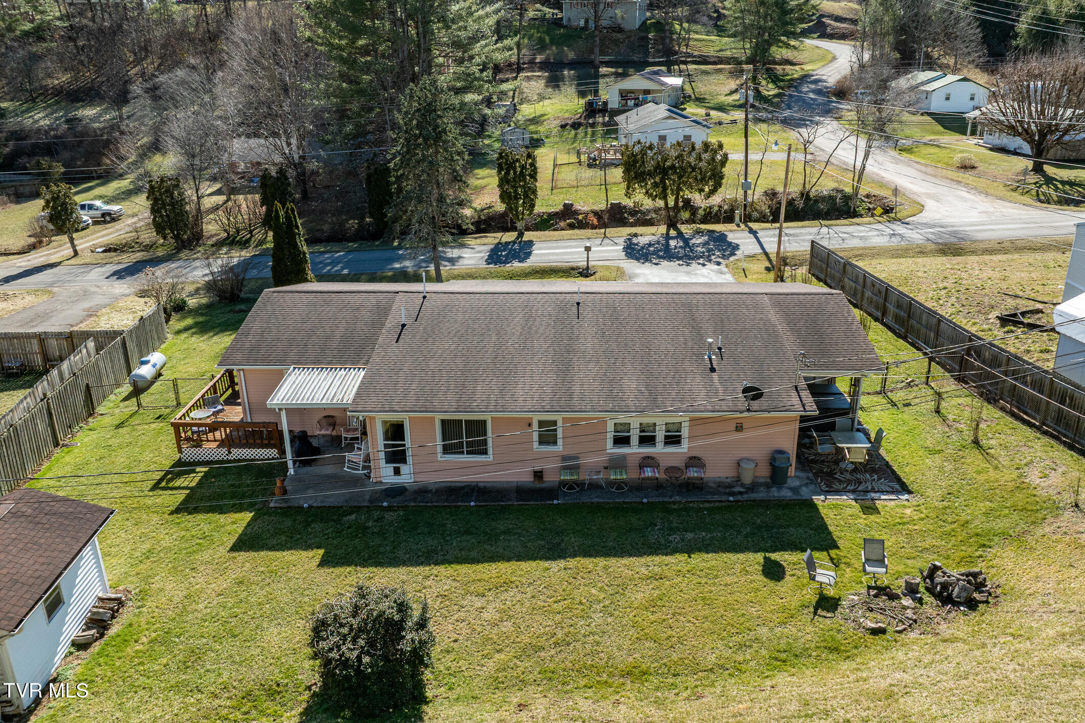 508 Hospital Road Mountain City, TN 37683 - Photo 27 of 75 508 Hospital Road (20 of 77)
