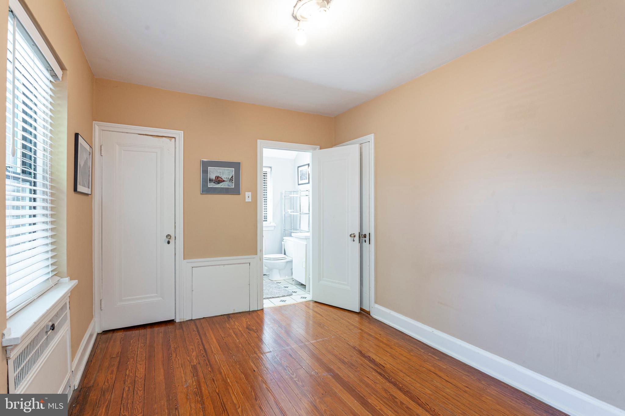 7052 Greenhill Road Philadelphia, PA 19151 - Photo 46 of 48 Fourth Bedroom with Bathroom